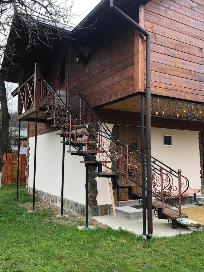 Villa Pidkova Werchowyna Exterior foto